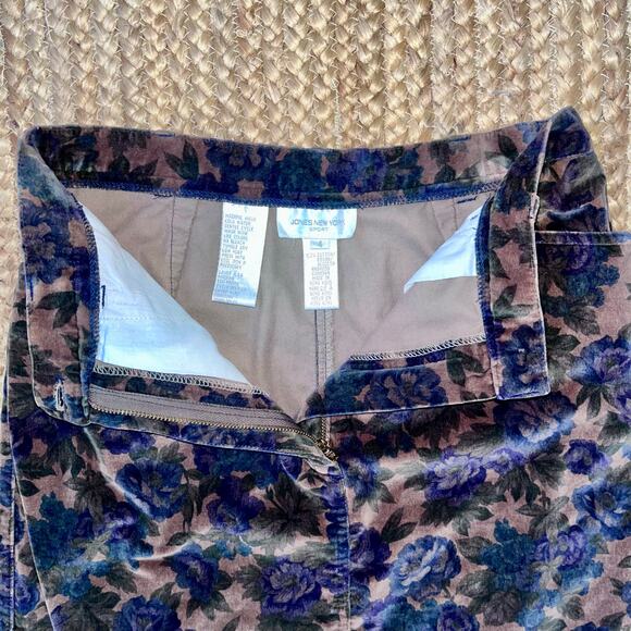 Vintage 90s floral velvet maxi skirt - Picture 4 of 4